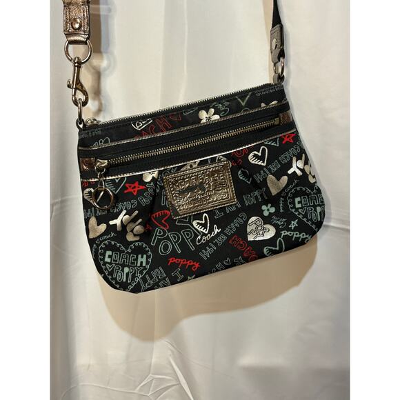 Coach Heart Poppy Handbags - Coach Heart Poppy Purse Tote Graffiti Swing Shoulder Bag Limited Edition